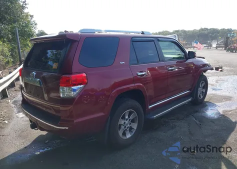 2013 Toyota 4Runner Sr5 z USA, uszkodzony, nr VIN JTEBU5JR1D5116206